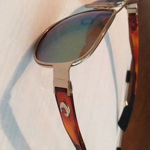Costa aviators